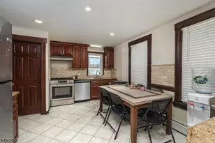 28 Prescott Ave, Clifton, NJ 07011 - Photo 5