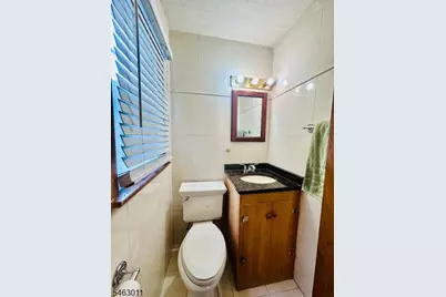 34 Cathy Ann Ct, Wayne Twp., NJ 07470 - Photo 17