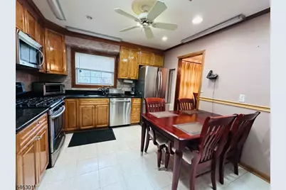 34 Cathy Ann Ct, Wayne Twp., NJ 07470 - Photo 13
