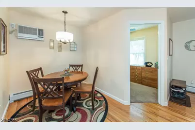 109 Chesapeake Ave, Parsippany, NJ 07034 - Photo 15
