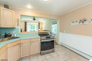 109 Chesapeake Ave, Parsippany, NJ 07034 - Photo 11