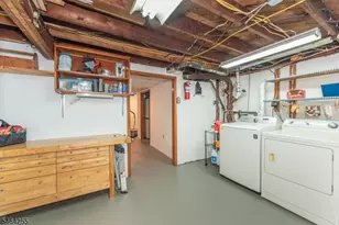 109 Chesapeake Ave, Parsippany, NJ 07034 - Photo 21