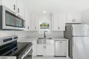 195 W Main St Unit, Chester, NJ 07930 - Photo 13