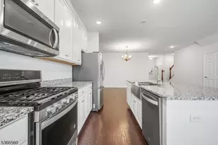 43 Albert Ct, Randolph Township, NJ 07869 - Photo 9