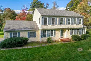 8 Kerry Pl, Mount Olive, NJ 07836 - Photo 1