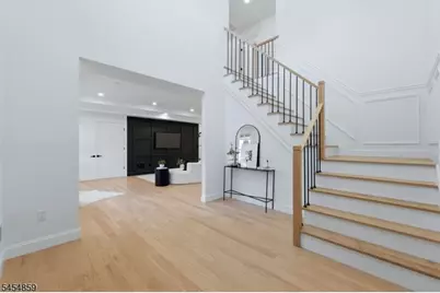 17 Blake Dr, Clark Township, NJ 07066 - Photo 3
