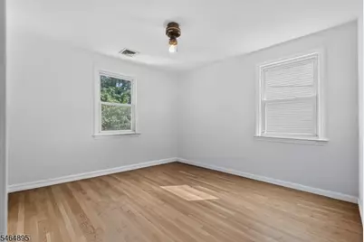 2745 Academy Rd, Union Township, NJ 07083 - Photo 21