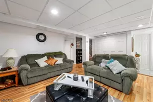 30 Gwyneth Rd, West Milford Twp., NJ 07480 - Photo 23