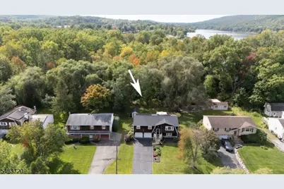 30 Gwyneth Rd, West Milford Twp., NJ 07480 - Photo 31