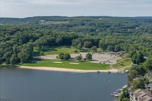 137 Lakeside Blvd, Hopatcong, NJ 07843 - Photo 33