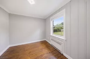 137 Lakeside Blvd, Hopatcong, NJ 07843 - Photo 15