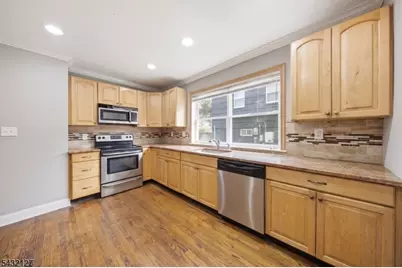 137 Lakeside Blvd, Hopatcong, NJ 07843 - Photo 7