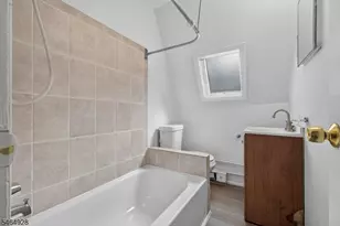 854 S 15th St, Newark, NJ 07108 - Photo 13