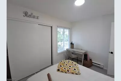 26 Larkspur Ct, Bedminster Township, NJ 07921 - Photo 13