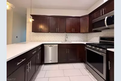 47 Main Street #3L, Madison, NJ 07940 - Photo 3