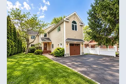 5 Benedict Dr, Jefferson Township, NJ 07849 - Photo 1