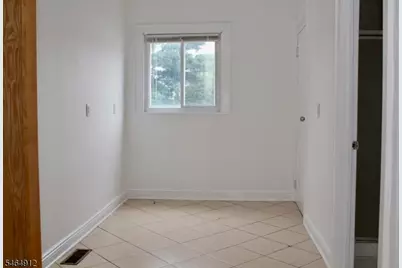 424 Lafayette Ave, Hawthorne, NJ 07506 - Photo 9