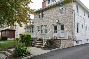 424 Lafayette Ave, Hawthorne, NJ 07506 - Photo 1