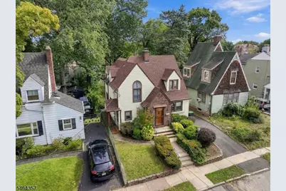 93 N Stoughton St, Bergenfield, NJ 07621 - Photo 3