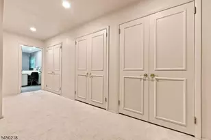 18 Druid Hill Dr, Parsippany, NJ 07054 - Photo 25