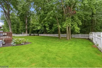 18 Druid Hill Dr, Parsippany, NJ 07054 - Photo 37