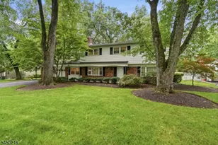 18 Druid Hill Dr, Parsippany, NJ 07054 - Photo 19