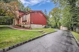 209 Cedar St, Cedar Grove, NJ 07009 - Photo 3