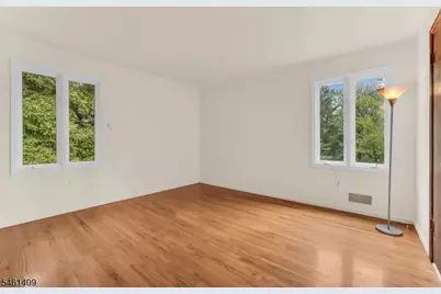 209 Cedar St, Cedar Grove, NJ 07009 - Photo 13