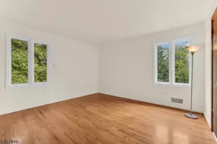 209 Cedar St, Cedar Grove, NJ 07009 - Photo 13