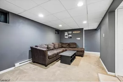 87 Webster Dr, Wayne Twp., NJ 07470 - Photo 23