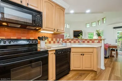 12 Pine Cres Unit #21, Vernon, NJ 07462 - Photo 17