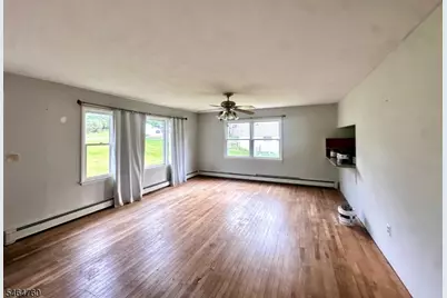 270 Munsonhurst Rd, Franklin, NJ 07416 - Photo 5