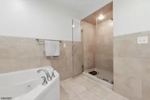 7 Harbor Front Ct, Elizabeth, NJ 07206 - Photo 17