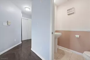 7 Harbor Front Ct, Elizabeth, NJ 07206 - Photo 19