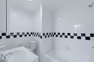 21 Franklin Ave, Harrison, NJ 07029 - Photo 11