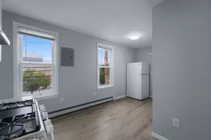 21 Franklin Ave, Harrison, NJ 07029 - Photo 5