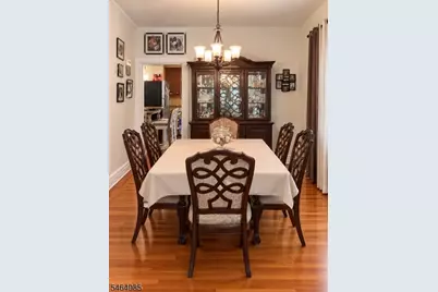 22 Willoughby St #1, Newark, NJ 07112 - Photo 5