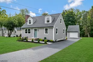 149 W Golf Ave, South Plainfield, NJ 07080 - Photo 3