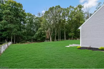 149 W. Golf Ave, South Plainfield, NJ 07080 - Photo 41