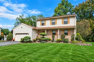 2 Rochambeau Rd, Pequannock Township, NJ 07444 - Photo 1