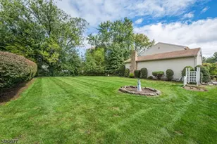 2 Rochambeau Rd, Pequannock Township, NJ 07444 - Photo 25
