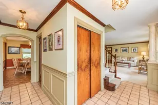 2 Rochambeau Rd, Pequannock Township, NJ 07444 - Photo 11