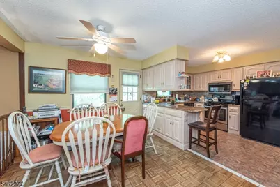 2 Rochambeau Rd, Pequannock Township, NJ 07444 - Photo 11