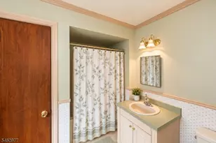 2 Rochambeau Rd, Pequannock Township, NJ 07444 - Photo 15