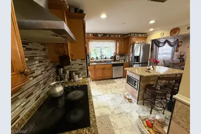 115 Crampton Ave, Woodbridge Township, NJ 07095 - Photo 9