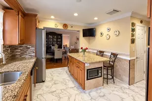 115 Crampton Ave, Woodbridge Township, NJ 07095 - Photo 19