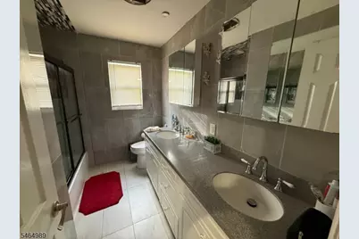 115 Crampton Ave, Woodbridge Township, NJ 07095 - Photo 17