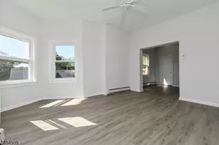 41 Mission St, Montclair, NJ 07042 - Photo 11