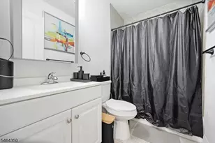 469 Henry St, Elizabeth, NJ 07201 - Photo 17