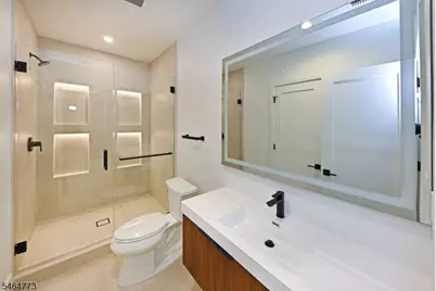119 Arnot Pl, Paramus, NJ 07652 - Photo 25